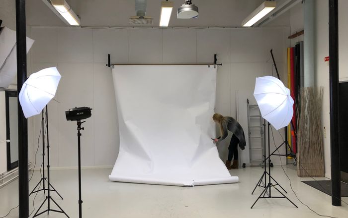 Fond de prise de vue et éclairages du studio